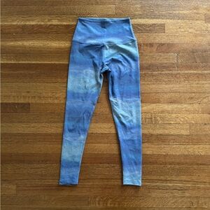 Beyond Yoga Blue Tie-Dye Leggings
